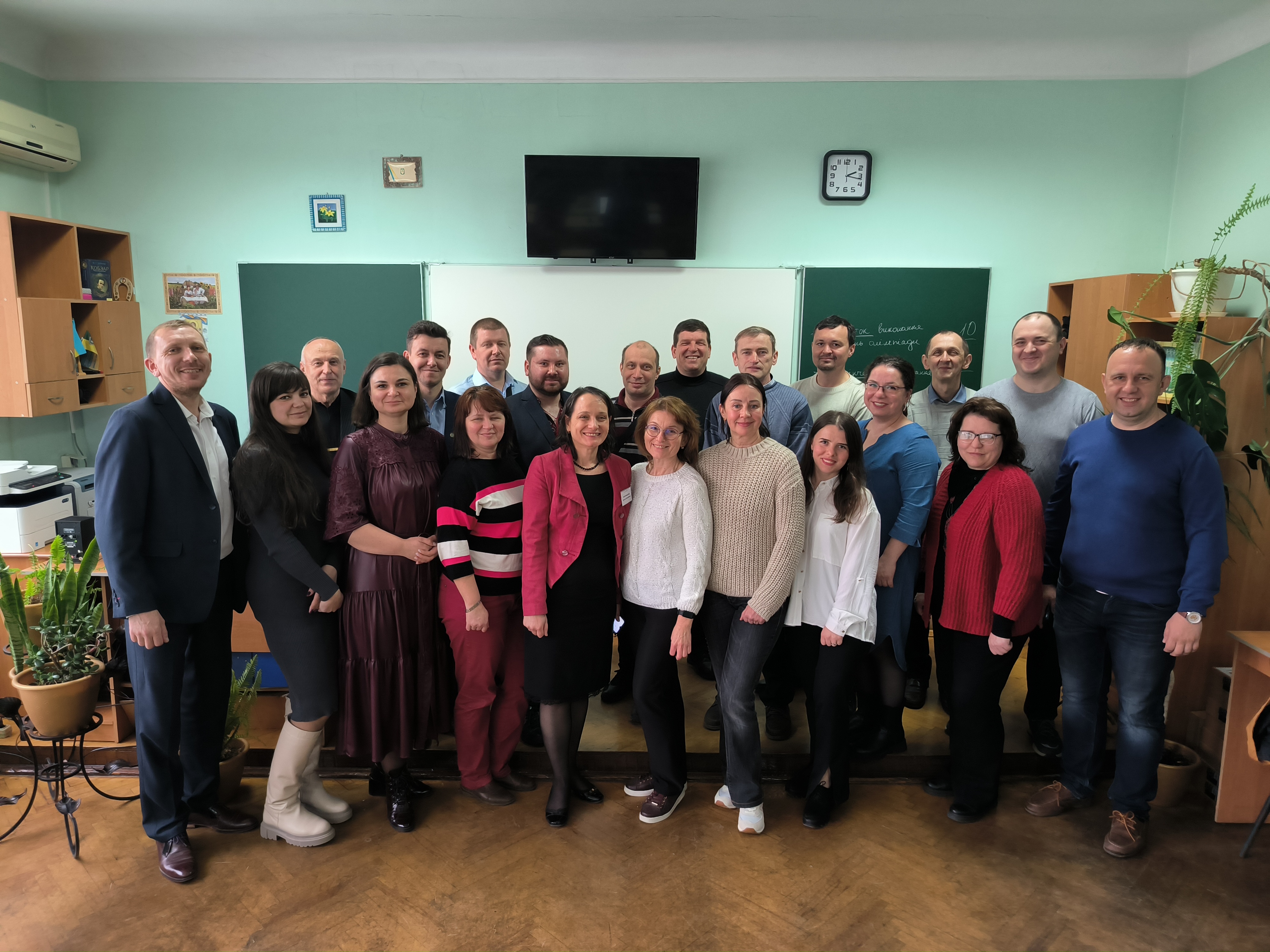 Учасники олімпіади 2023 — групове фото